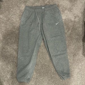 Nike joggers